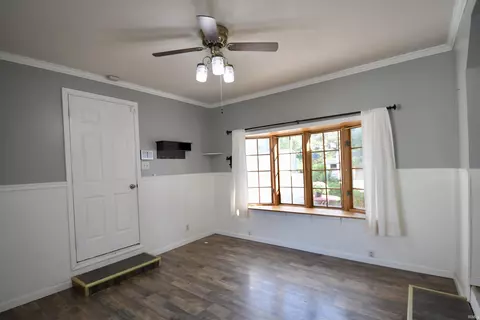 Living - 123 8th St, Oolitic, IN 47451 photo 4 of 5