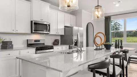 Kitchen - 3079 Kylo Ct, Fort Wayne, IN 46818 photo 4 of 4