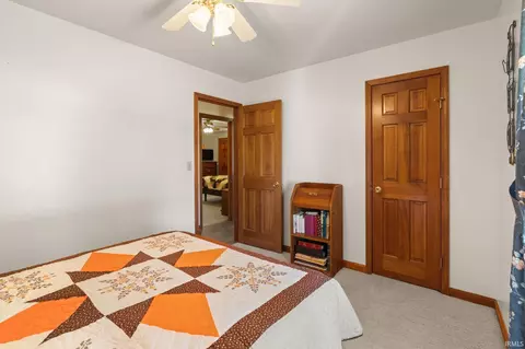 Bedroom - 380 Lechner Ln, Jasper, IN 47546 photo 4 of 6