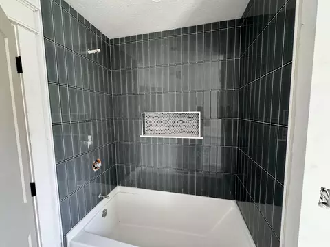 Bath - 1829 S Maxwell St, Bloomington, IN 47401 photo 1 of 10
