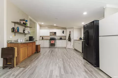 4282 Lamott Rd, Centerville, IN 47330 photo 14