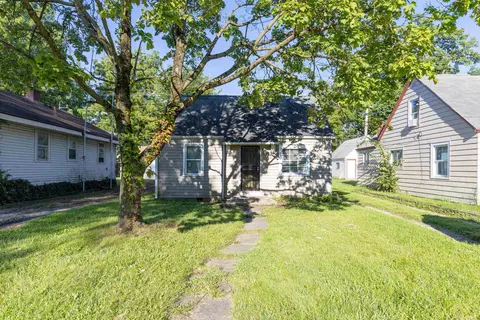 4818 Hanna St, Fort Wayne, IN 46806