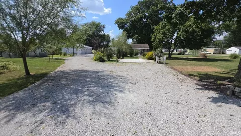 Exterior - 430 S Laughlin St, Lyons, IN 47443 photo 8 of 9