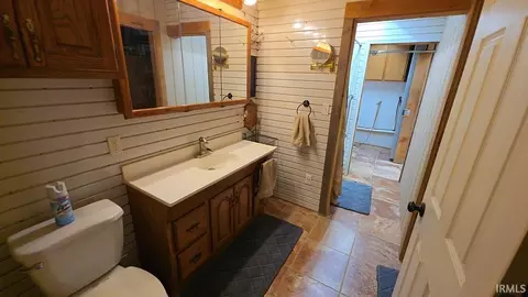 Bath - 430 S Laughlin St, Lyons, IN 47443 photo 1 of 2
