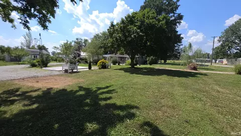 Exterior - 430 S Laughlin St, Lyons, IN 47443 photo 7 of 9