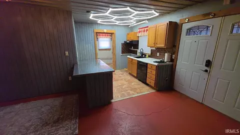 Entry Way - 430 S Laughlin St, Lyons, IN 47443 photo 1 of 1