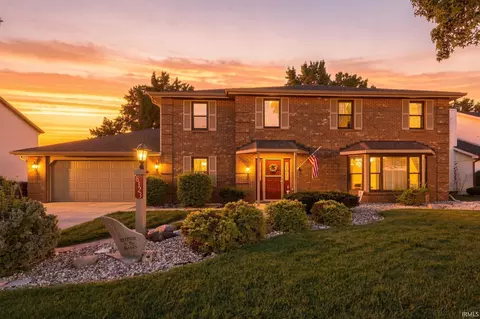 8323 Ramshire Ln, Fort Wayne, IN 46835