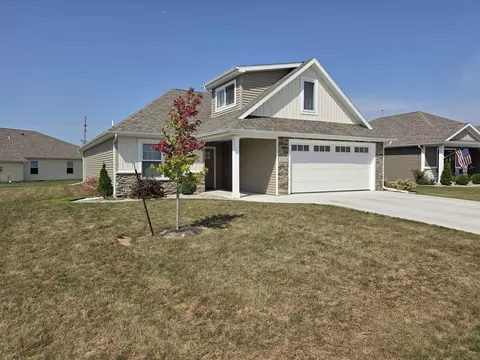 2009 Linchel Ct, Angola, IN 46703