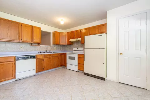 Kitchen - 625 W Ryan Rd, Bloomington, IN 47403 photo 1 of 2