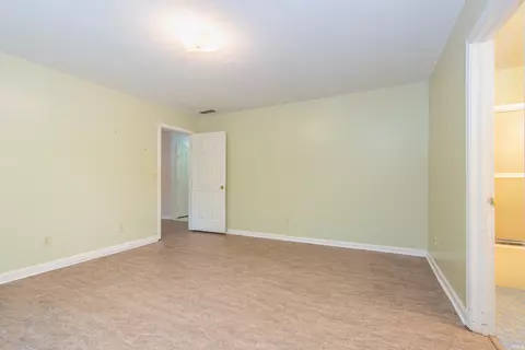Bedroom - 625 W Ryan Rd, Bloomington, IN 47403 photo 2 of 4
