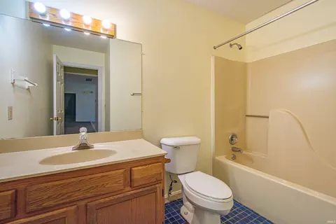 Bath - 625 W Ryan Rd, Bloomington, IN 47403 photo 2 of 2