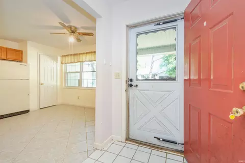 Entry Way - 625 W Ryan Rd, Bloomington, IN 47403 photo 2 of 2