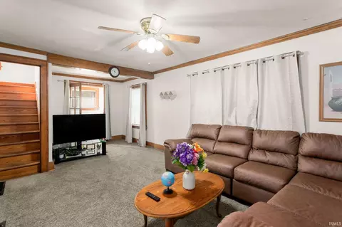 Living - 918 E Fox St, South Bend, IN 46613 photo 1 of 2
