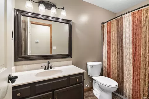 Bath - 710 Bur Oak W Ct, Lafayette, IN 47909 photo 1 of 3
