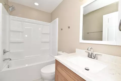 Bath - 1004 E 8th St, Fowler, IN 47944 photo 1 of 2