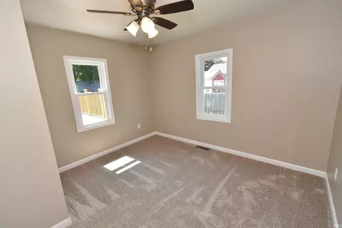 Bedroom - 1004 E 8th St, Fowler, IN 47944 photo 6 of 8