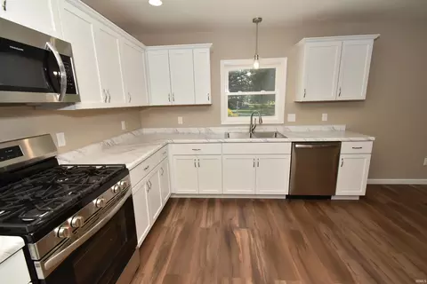 Kitchen - 1004 E 8th St, Fowler, IN 47944 photo 7 of 8