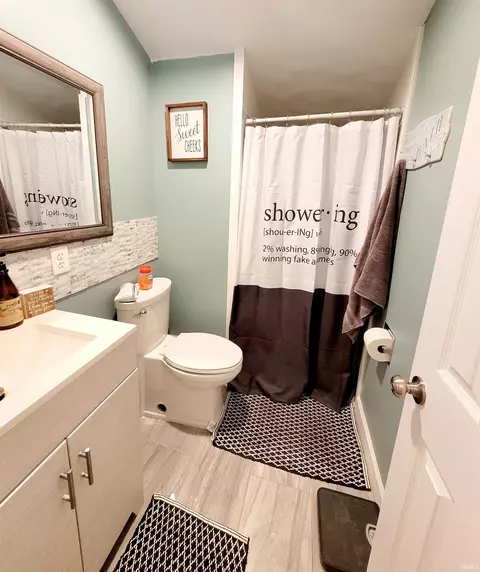 Bath - 329 W North St, Delphi, IN 46923 photo 2 of 2