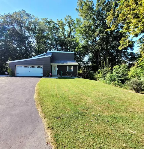 Exterior - 329 W North St, Delphi, IN 46923 photo 2 of 11