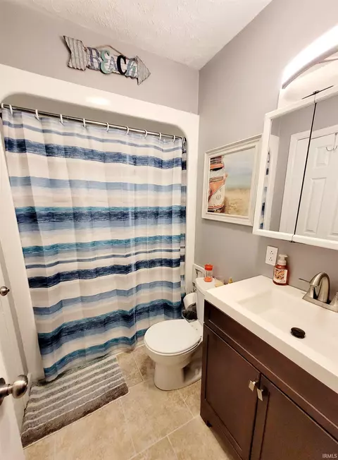 Bath - 329 W North St, Delphi, IN 46923 photo 1 of 2