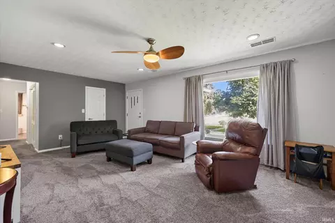 Living - 107 E Mill St, Brooklyn, IN 46111 photo 1 of 1