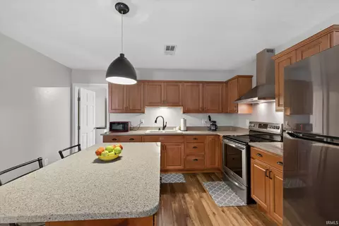 Kitchen - 107 E Mill St, Brooklyn, IN 46111 photo 3 of 3