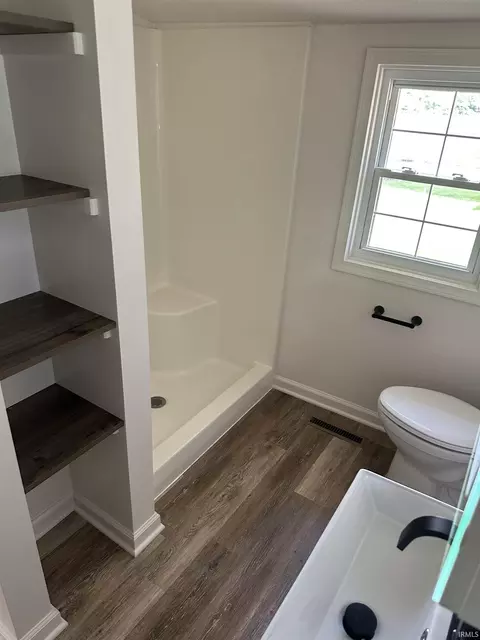 Bath - 16705 Indianapolis Rd, Yoder, IN 46798 photo 1 of 4