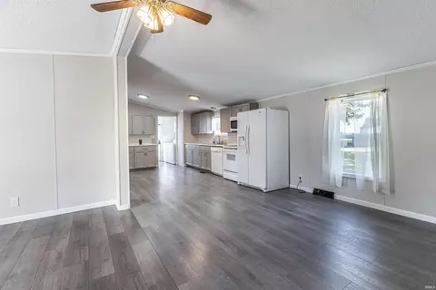 55 Diana St, Mitchell, IN 47446 photo 8
