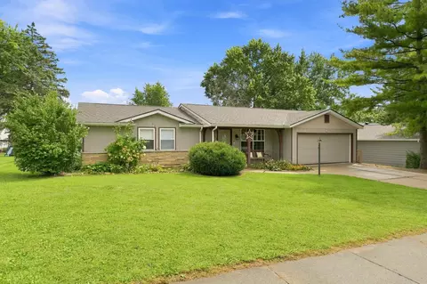 812 Glenwood Pl, Kendallville, IN 46755