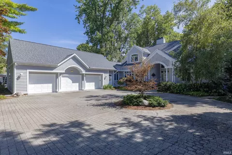 3005 Greenleaf Blvd, Elkhart, IN 46514