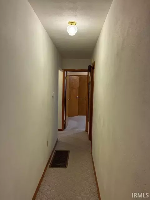 Entry Way - 618 Elnora St, Odon, IN 47562 photo 2 of 2
