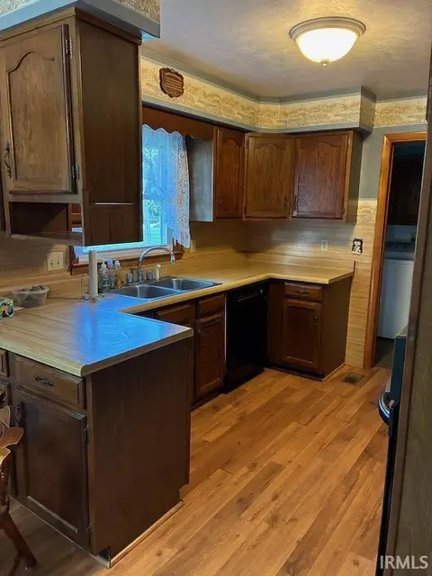 Kitchen - 618 Elnora St, Odon, IN 47562 photo 3 of 3