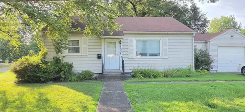 1031 S Parker Dr, Evansville, IN 47714