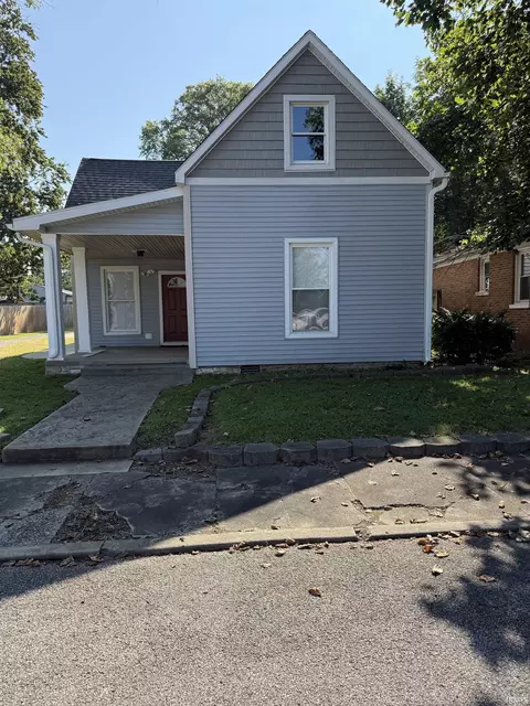 616 S Fourth St, Boonville, IN 47601