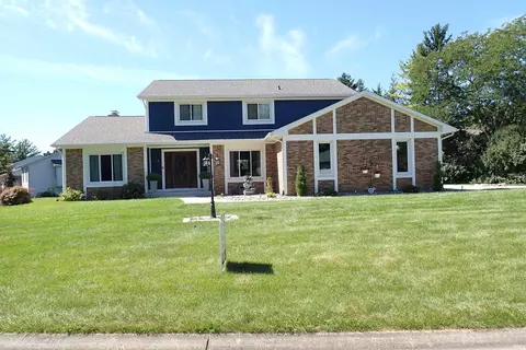 6818 Snowberry Dr, Fort Wayne, IN 46814