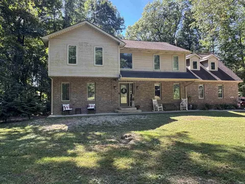 1235 W Lakeview Dr, Peru, IN 46970