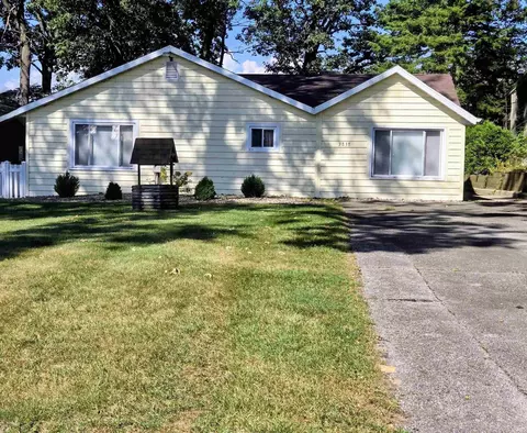3838 E Forest Lodge Loop, Monticello, IN 47960