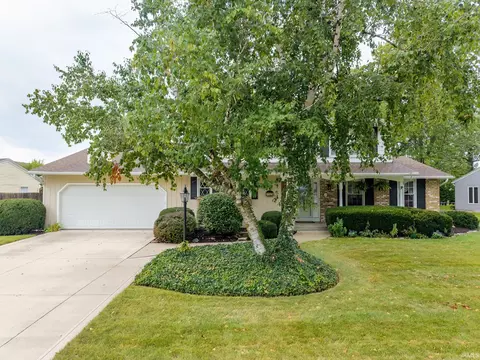 11329 Shalimar Dr, Fort Wayne, IN 46845