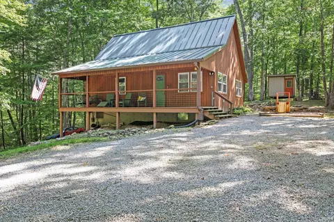 7220 Studevent Rd, Nashville, IN 47448