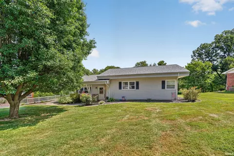 Exterior - 39 Lambert Dr, Mount Carmel, IL 62863 photo 4 of 18