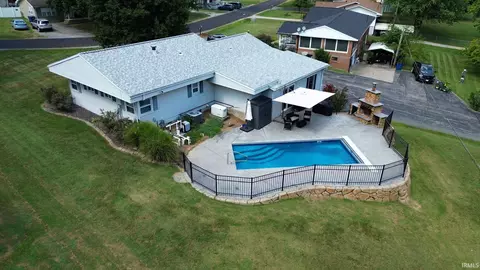 Exterior - 39 Lambert Dr, Mount Carmel, IL 62863 photo 6 of 18
