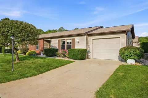 1516 Kammerer Rd, Kendallville, IN 46755