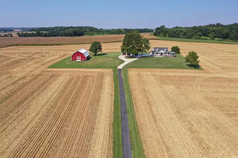 1775 S Stierly Rd, Mount Vernon, IN 47620