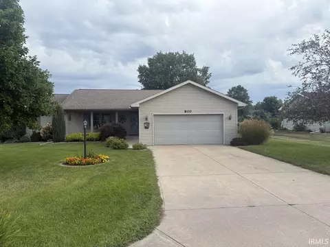 800 E Country Ln, Shipshewana, IN 46565