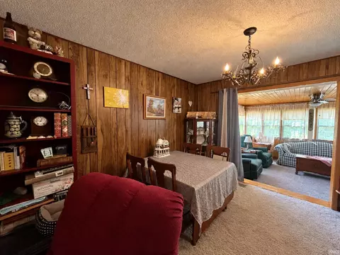 Dining - 16373 N 800 E, Odon, IN 47562 photo 1 of 1