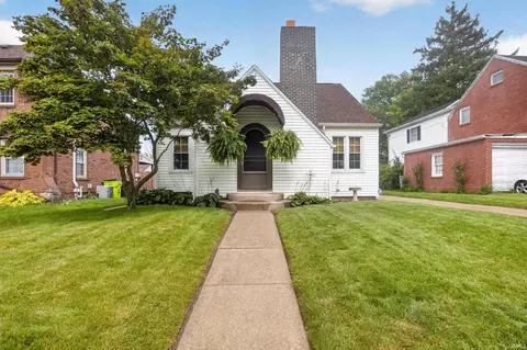 1563 Poplar St, Huntington, IN 46750