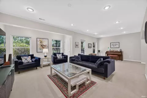 Living - 962 S Baldwin Dr, Bloomington, IN 47401 photo 3 of 3