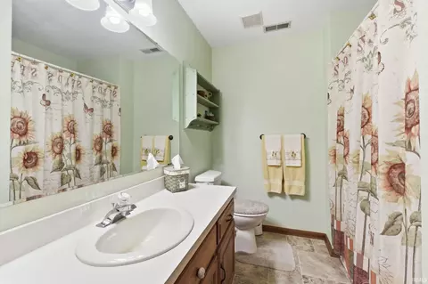 Bath - 2598 E Maple Dr, Bluffton, IN 46714 photo 2 of 2