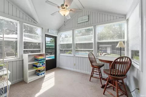 Exterior - 2598 E Maple Dr, Bluffton, IN 46714 photo 5 of 17
