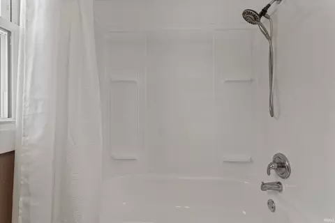 Bath - 14666 Mill Valley Ln, Granger, IN 46530 photo 3 of 3
